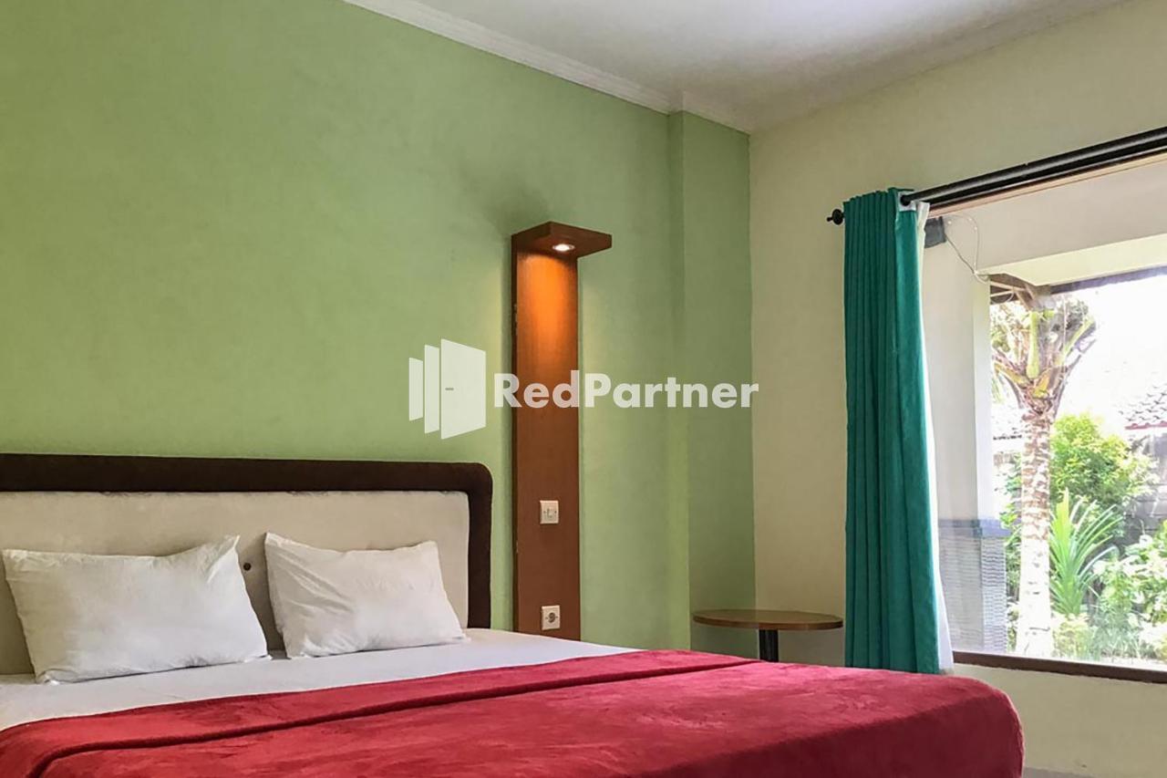 Pondok Mesari Redpartner Near Legian Beach Exterior photo